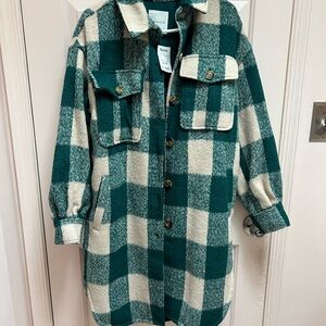 Avec Les Filles Teal and Beige Shacket